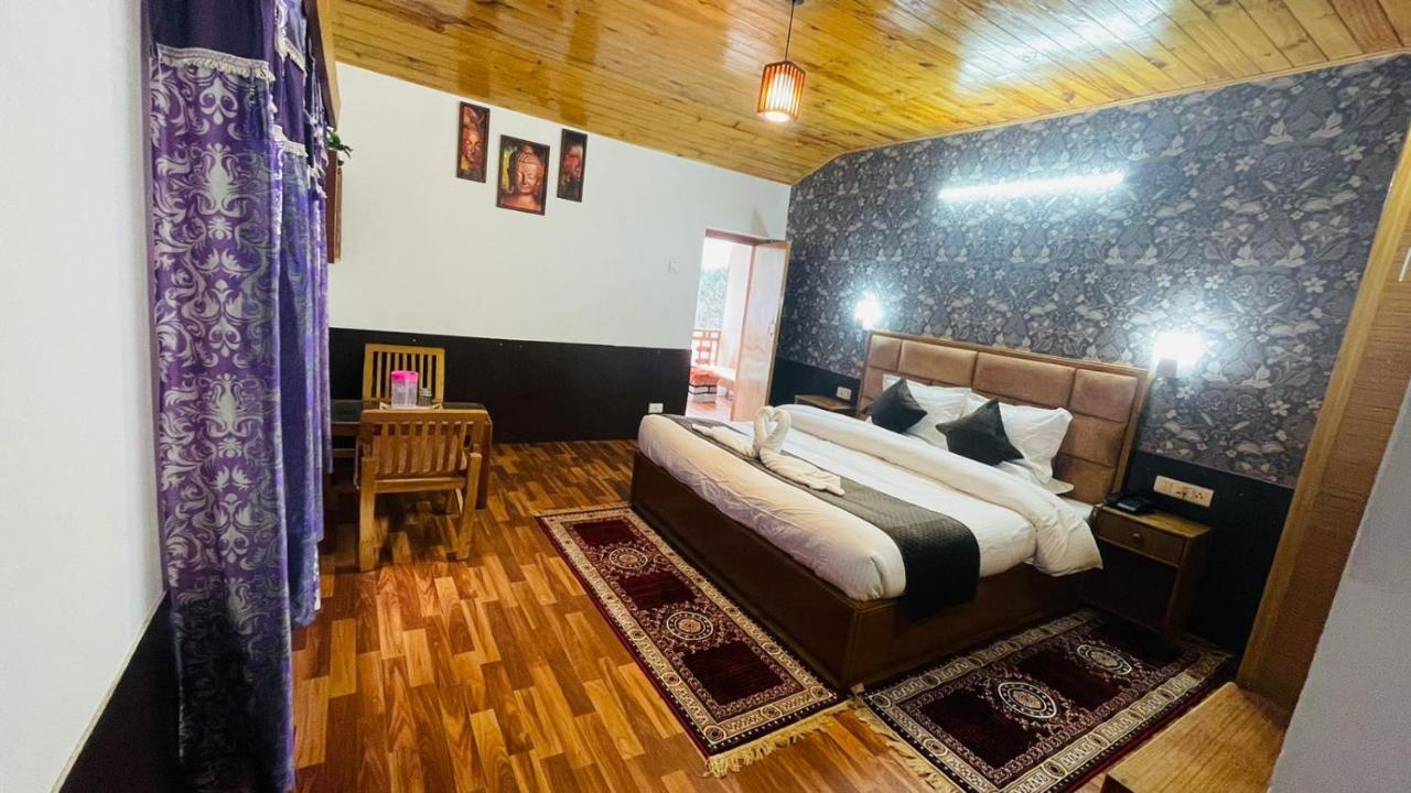 Hotel New Hilltop Inn Manāli エクステリア 写真