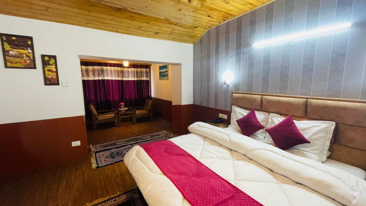 Hotel New Hilltop Inn Manāli エクステリア 写真